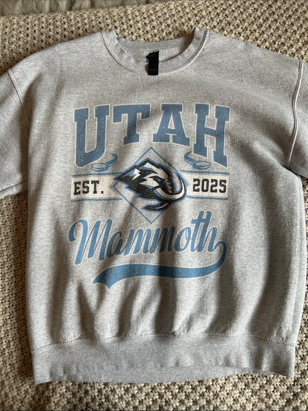 Utah Mammoth Sweatshirt - Picture 3 of 3